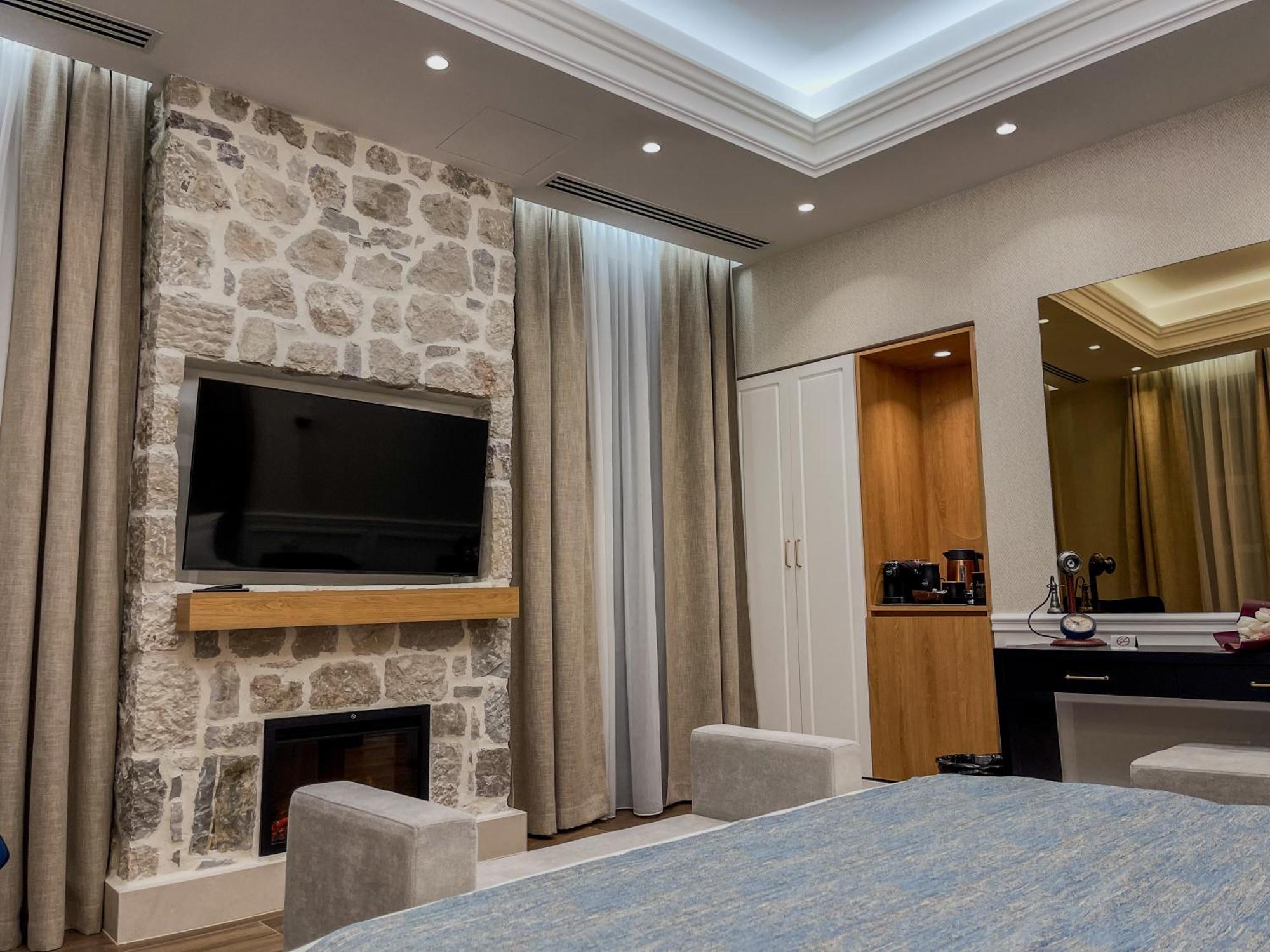 Hive Luxury Suites By Mn Property كوتور المظهر الخارجي الصورة